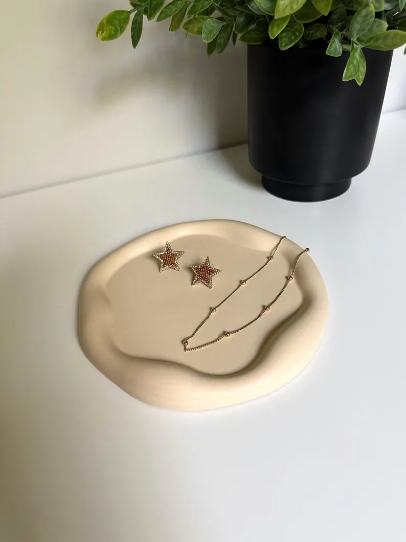 Round Cloud Tray