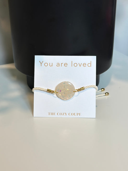 Holographic bracelet