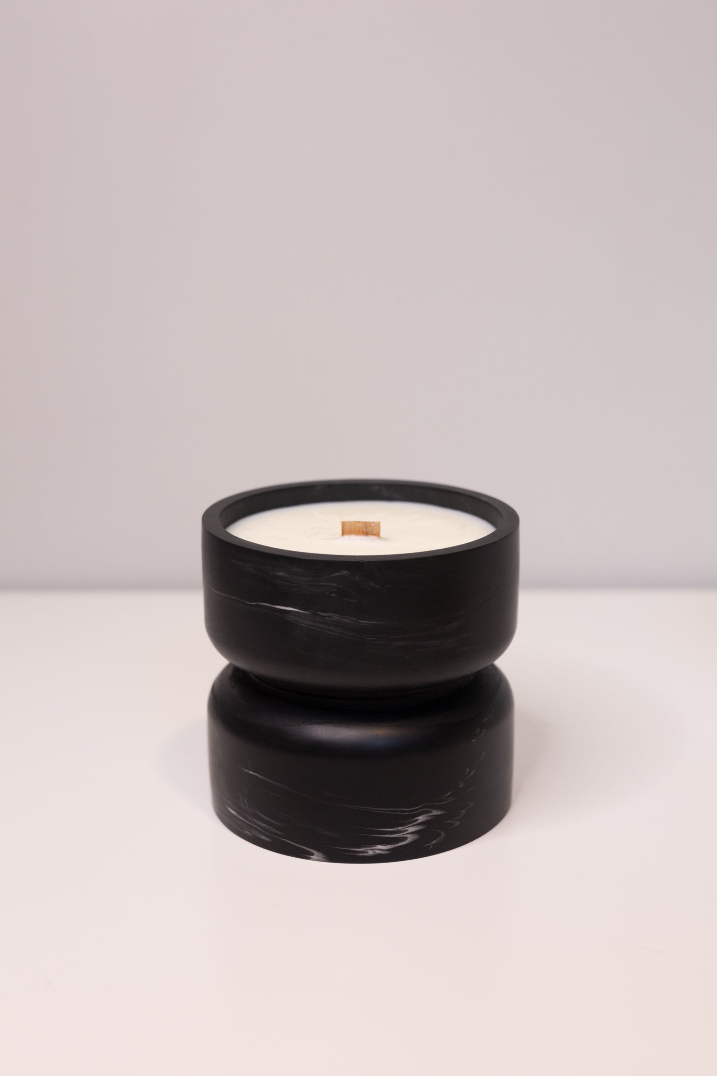 Aurora Modern Candle
